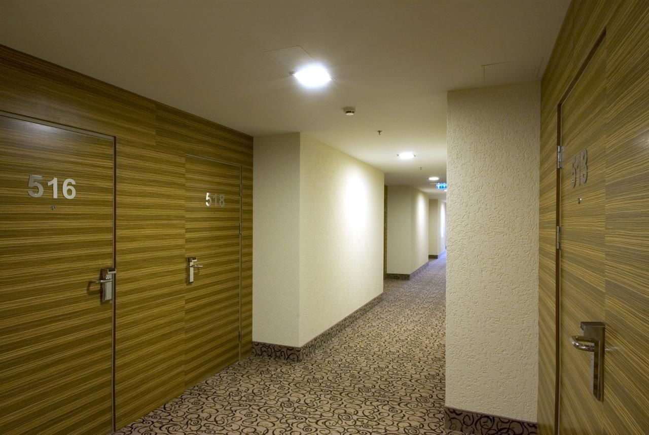 Отель Hotel Ülemiste Таллин-22