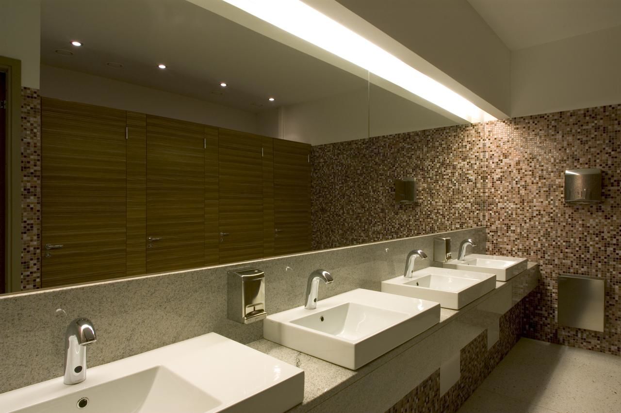 Отель Hotel Ülemiste Таллин-31