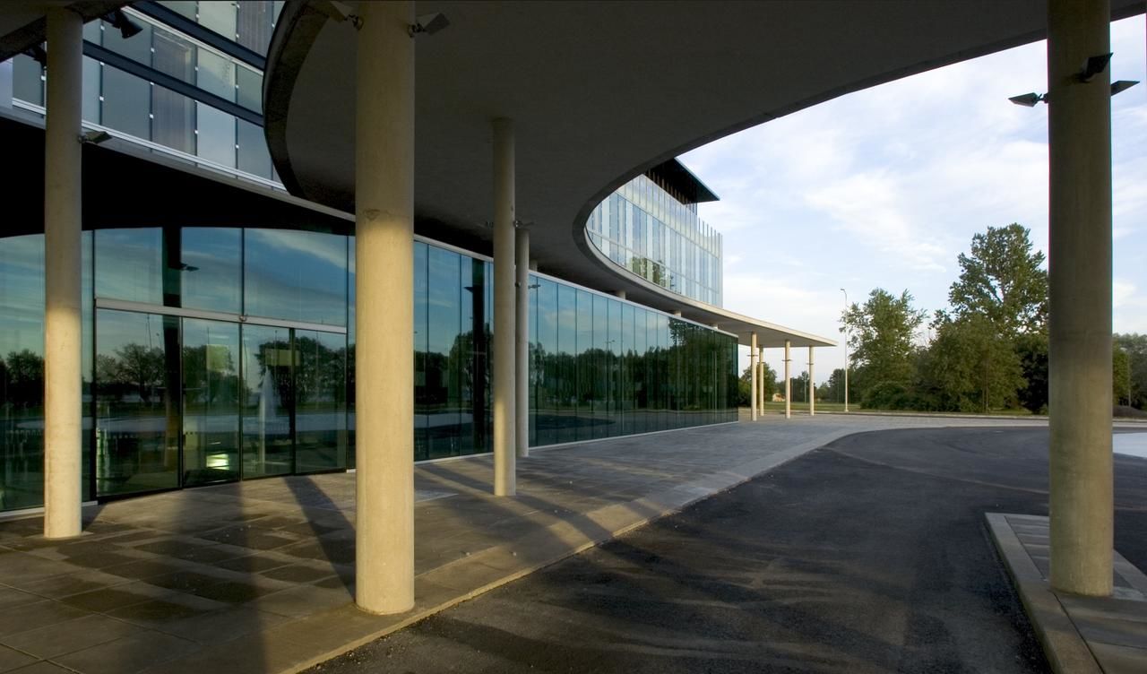Отель Hotel Ülemiste Таллин-47