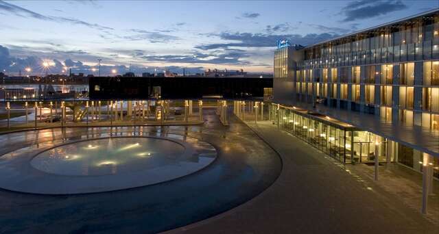Отель Hotel Ülemiste Таллин-41