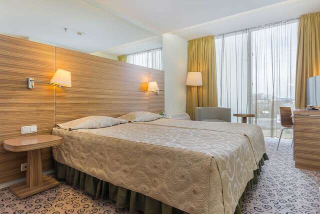 Отель Hotel Ülemiste Таллин-8